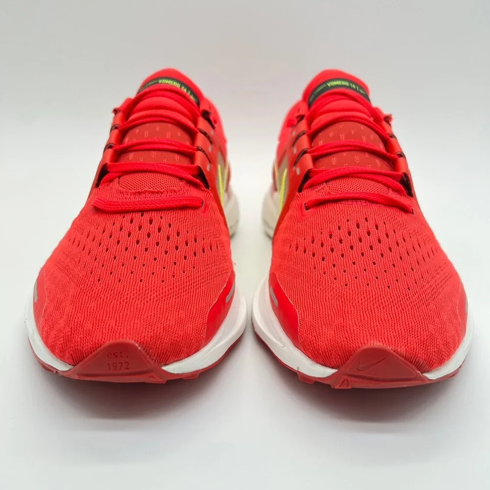 Nike Air Zoom Vomero 16 Shoes Mens 10 Siren Red Volt Running Sneakers DA7245-600
